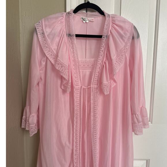 Vintage Pink Peignoir Nightgown Robe Set Small Lace‎ Detail - Picture 4 of 8